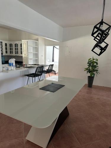 Iekārtas, Eagles Nest Villa House AC TV WIFI Fan Luxury Modern in Poor Mans Corner