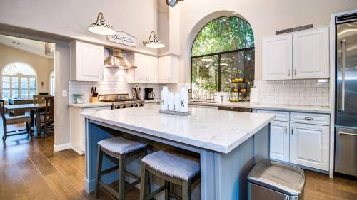 Stunning North Scottsdale Luxury Home wHTD Pool - image 10