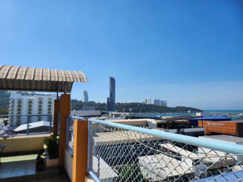 White Rose Hotel II  - 전망