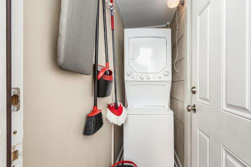 One-Bedroom House image 7