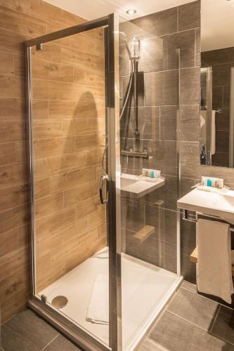 516711846 Holiday Inn Budapest-Budaörs by IHG