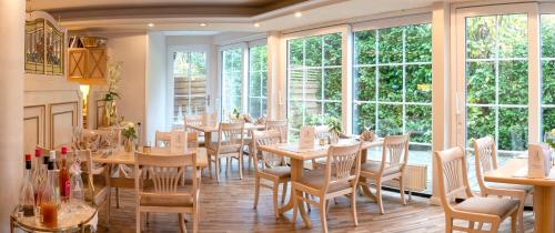 Restoran, Landhaus Zum Heidewanderer mit THERMEplus in Bad Bevensen