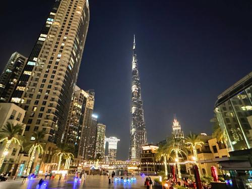 Downtown Gem - 2BR near Dubai Mall and Burj Khalifa, Dubai (photo 5)