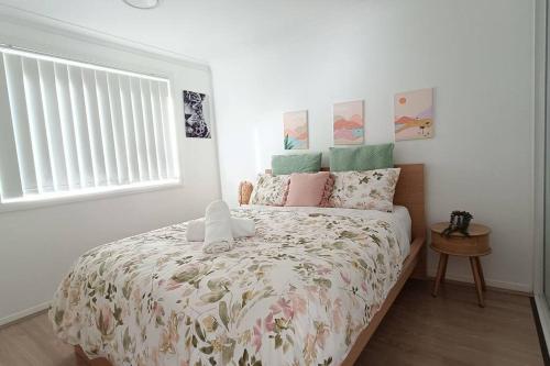 New and Cozy 2 Bedrooms Granny Flat with Aircon & Pool