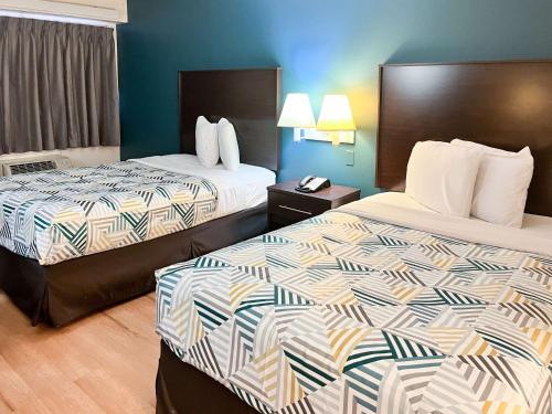 Studio 6 Suites Shreveport, LA Industrial Loop image 2