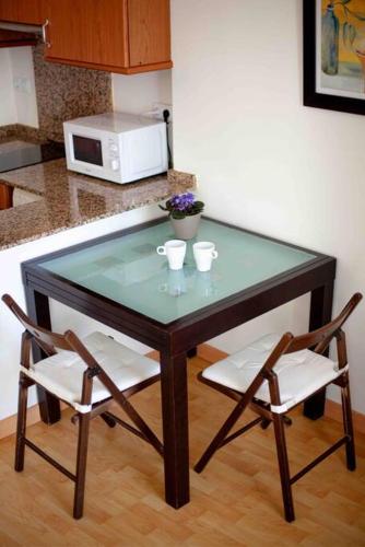 A studio-apartment in a newly built house.WIFI, Valencia (foto 10)