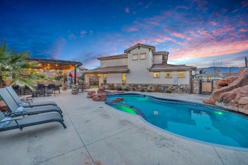 Zion Reunion Poolhouse home