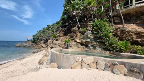 Coral Views Resort - Villa uMaMi in French Cay