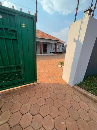 Lemajy Apartments - Flat 1 in Solwezi
