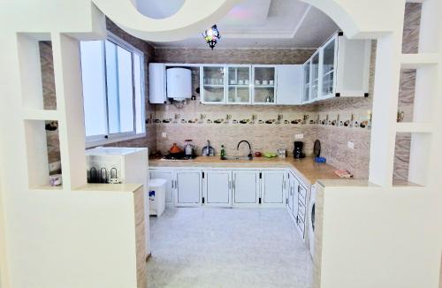 Kitchen, Beach Appartment close to Marina 105 sqm in Les Amicales