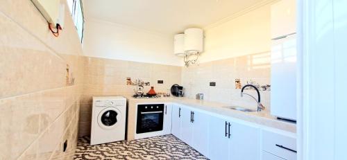 Beach Appartment close to Marina 105 sqm in Les Amicales