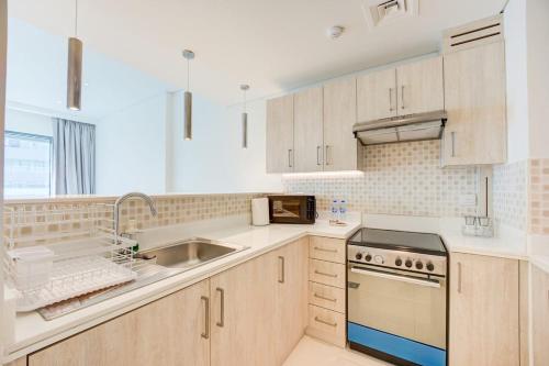 LUXFolio Retreats - Spectacular Scenery -7 Palm - image 8