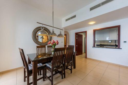 JBR High Floor 2 Bed with full Al Ain View - image 9