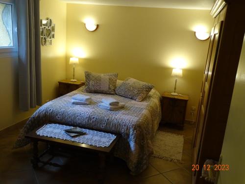 Gîte du Grand Cèdre (Gite du Grand Cedre) in Saint-Denis-les-Rebais