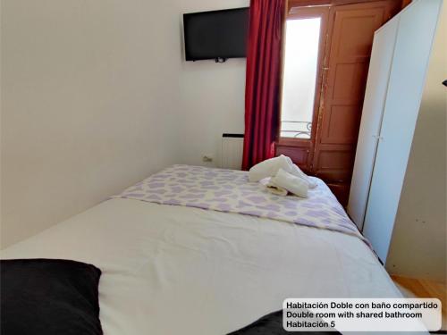 Madrid Centro Rooms Room Type - Double Room with Shared Bathroom