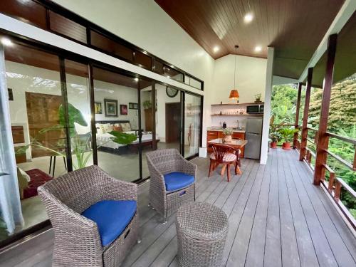 How to Experience Lake Arenal Near La Fortuna, Costa Rica