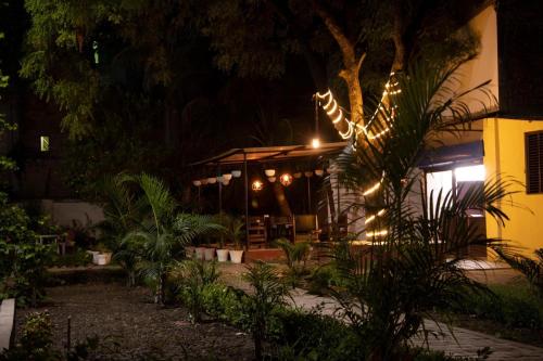 Hotel Pahuna Ghar in 네팔군즈