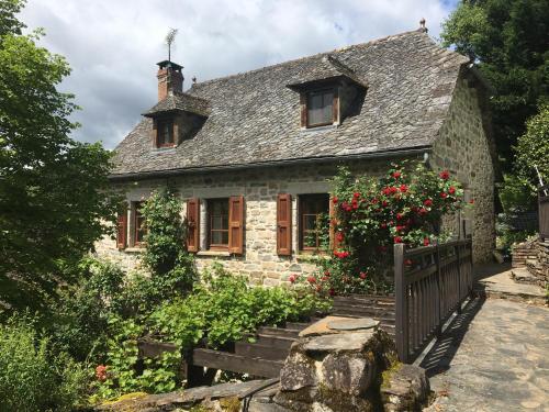 Maison Aveyron avec Piscine bord de Lac