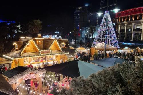 View, Cosy Bournemouth Bungalow in Redhill