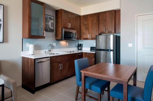 Residence Inn by Marriott Redwood City San Carlos