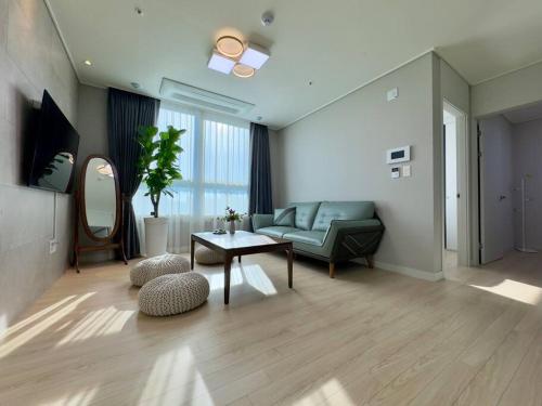 Eunhasu D&M Residence Haetsal 4 (1)