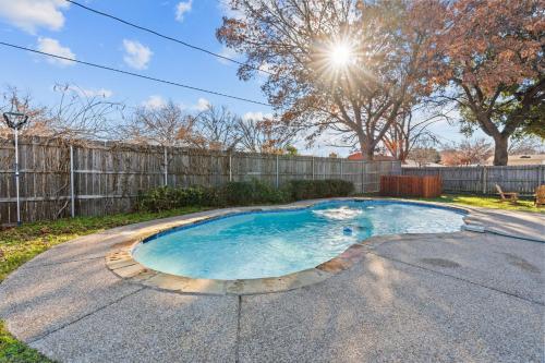 My Golden DFW Villa & Pool