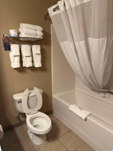 Baymont by Wyndham Lawrenceburg Baymont by Wyndham Lawrenceburg