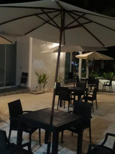 Fulidhoo Hathaa Retreat in Vaavu Atoll