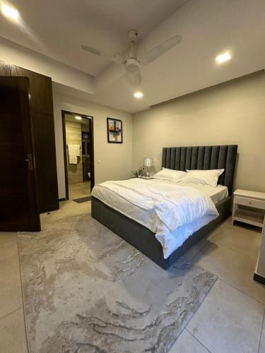 2 bed full furnished - image 7