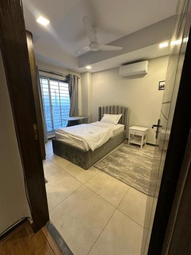 2 bed full furnished - image 6