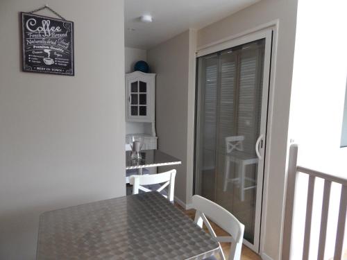 酒吧/高級酒吧, Chambre d'Hotes le massanous in 佩里阿克米內爾瓦