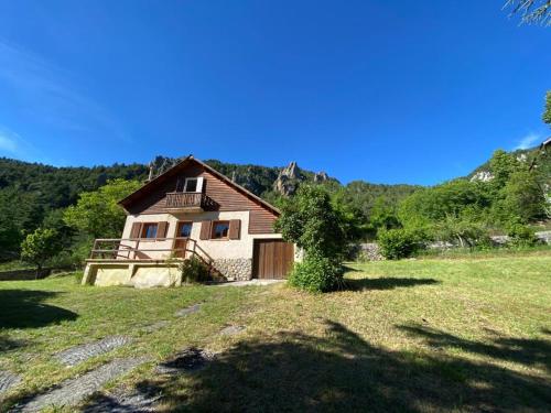 Chalet proche Station de Valberg et du Village de Guillaumes - Location saisonnière - Guillaumes