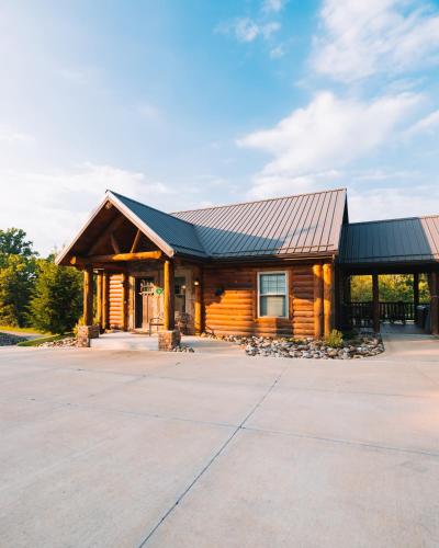 Water Lily Cabin by Amish Country Lodging Water Lily Cabin by Amish Country Lodging