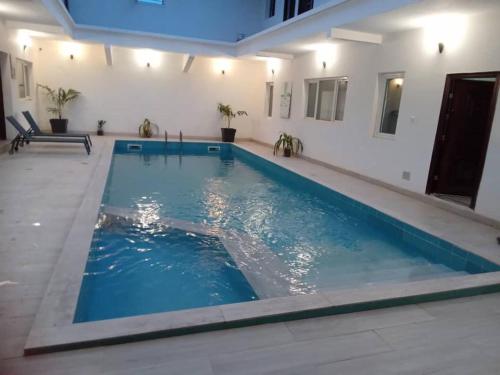 Résidence Marie France MENDY (Residence Marie France MENDY) in 图巴布迪亚劳