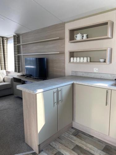 Oprema, Luxury Holiday Home Sleeps 6 Pet Friendly in Sticker