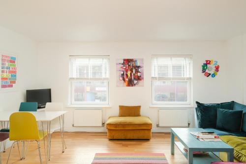 Bath Breaks Apartments - image 9