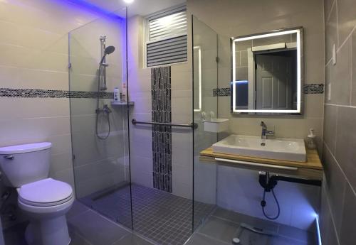 Modern, Cheerful 2BD 1BR Apt+Free parking in Halifax (NS)