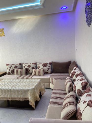 ELFA APPARTEMENTS Familiaux in 엘 마시라