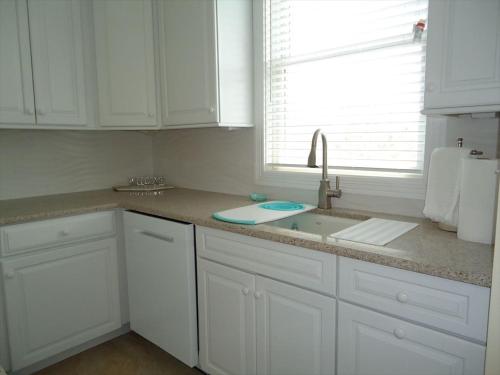 5 Bedroom Ocean Side! in Brant Beach, USA