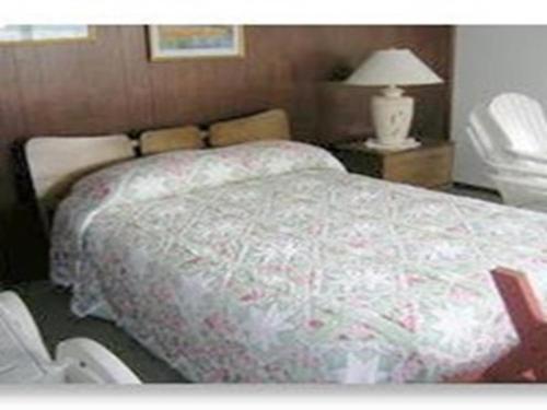 Quaint Ocean Front Duplex! in Barnegat Light, USA
