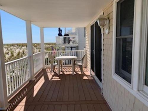 Brant Beach Ocean Front Duplex! in Brant Beach, USA