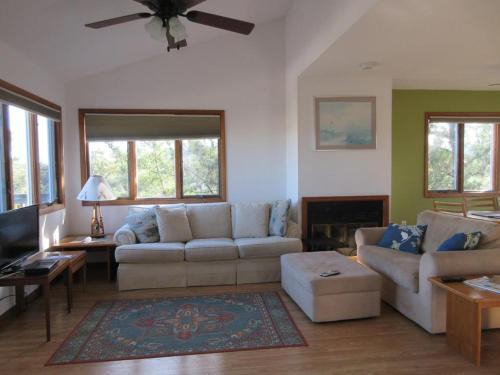 This Pet Friendly Home Is Located On The Ocean Block In Barnegat Light, Close To The Beach, in Waretown, USA