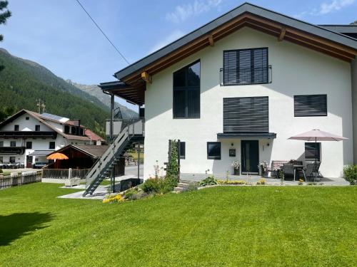 Apart Luibisblick - Apartment - Sankt Leonhard im Pitztal