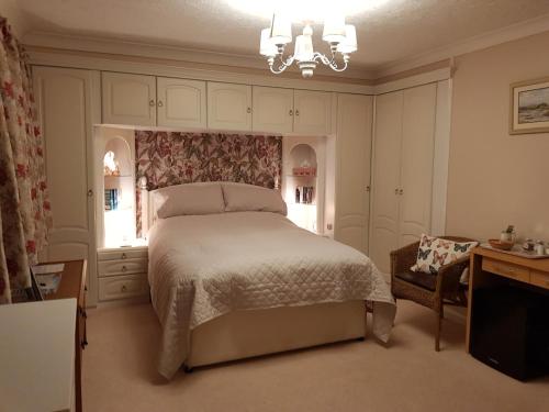 Barn Court Bed and Breakfast in Hordle