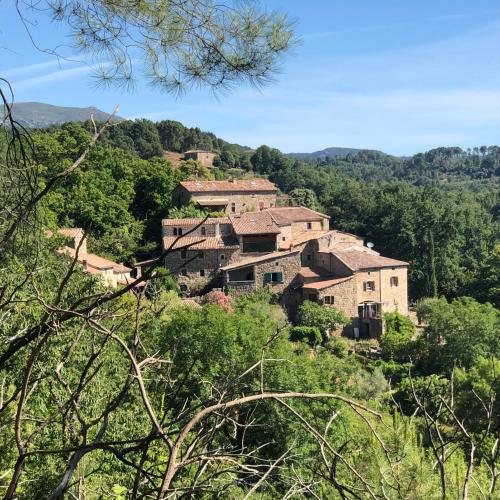 Maison de hameau avec vue imprenable et piscine - Sanilhac