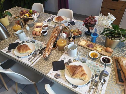 طعام و مشروبات, Chambre d'hôte Le Clos d'Audio à Riols (Chambre d'hote Le Clos d'Audio a Riols) in Riols