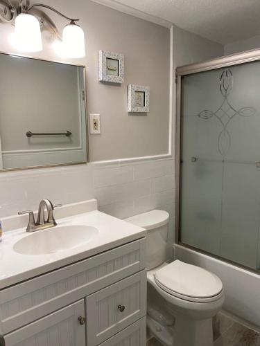 Newly Renovated Ocean Block Duplex Located In The Heart Of Surf City, in Surf City, USA