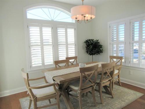 Beautiful New Construction 4 Bedroom 3,5 Bath Home In Holgate in Beach Haven, USA