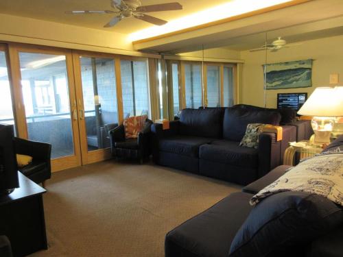 3 Bedroom 2 Bath Fishery Condo Located On The Ocean Front In Ship Bottom, in Ship Bottom, USA