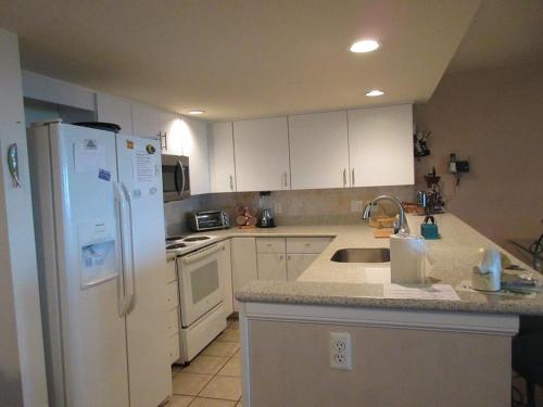 3 Bedroom 2 Bath Fishery Condo Located On The Ocean Front In Ship Bottom, thumb 4